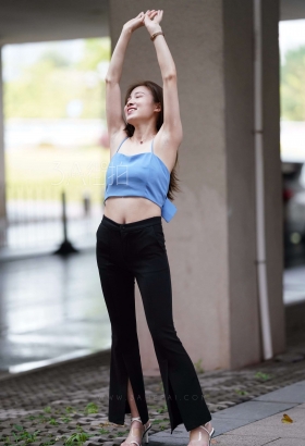 美丽的细跟鞋