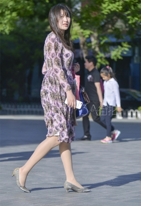 这个世界上..[<font color=red>4P</font>]