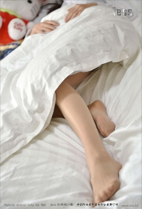 [IESS异思趣向]-超级经典裤袜内穿，裤里丝小姐姐肉丝[<font color=red>60P</font>]