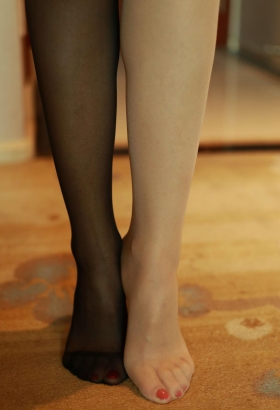 居家肉丝黑丝试穿[<font color=red>54P</font>]
